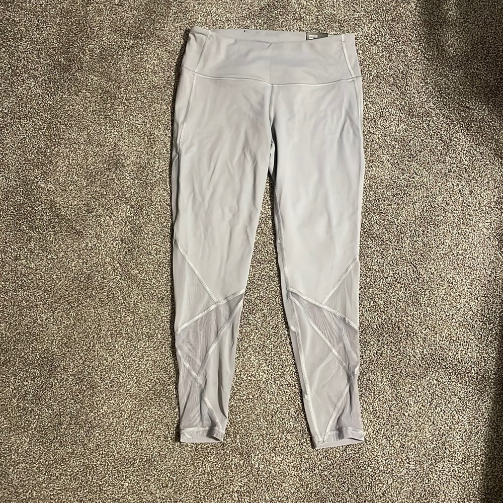 Victoria’s Secret light gray leggings